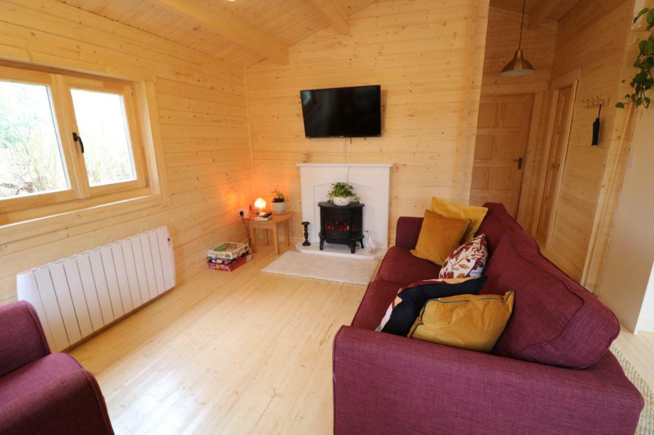 Inisean Lodge Log Cabin -Part Of Inisean B&B دونغلو المظهر الخارجي الصورة